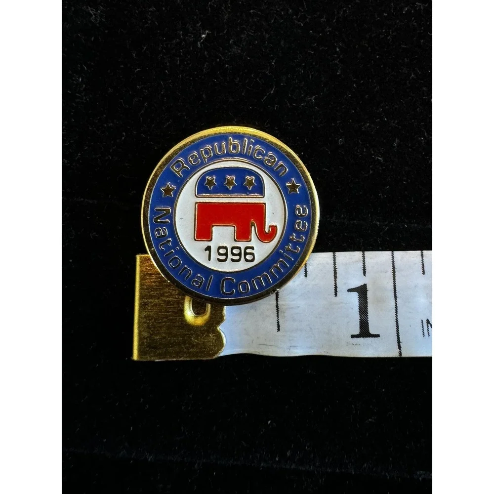 Vintage Lapel Pin Hat Pin 3/4